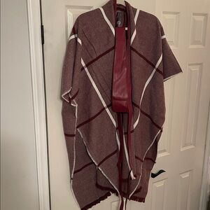 Belted poncho, burgundy and white Vince Camuto NWT